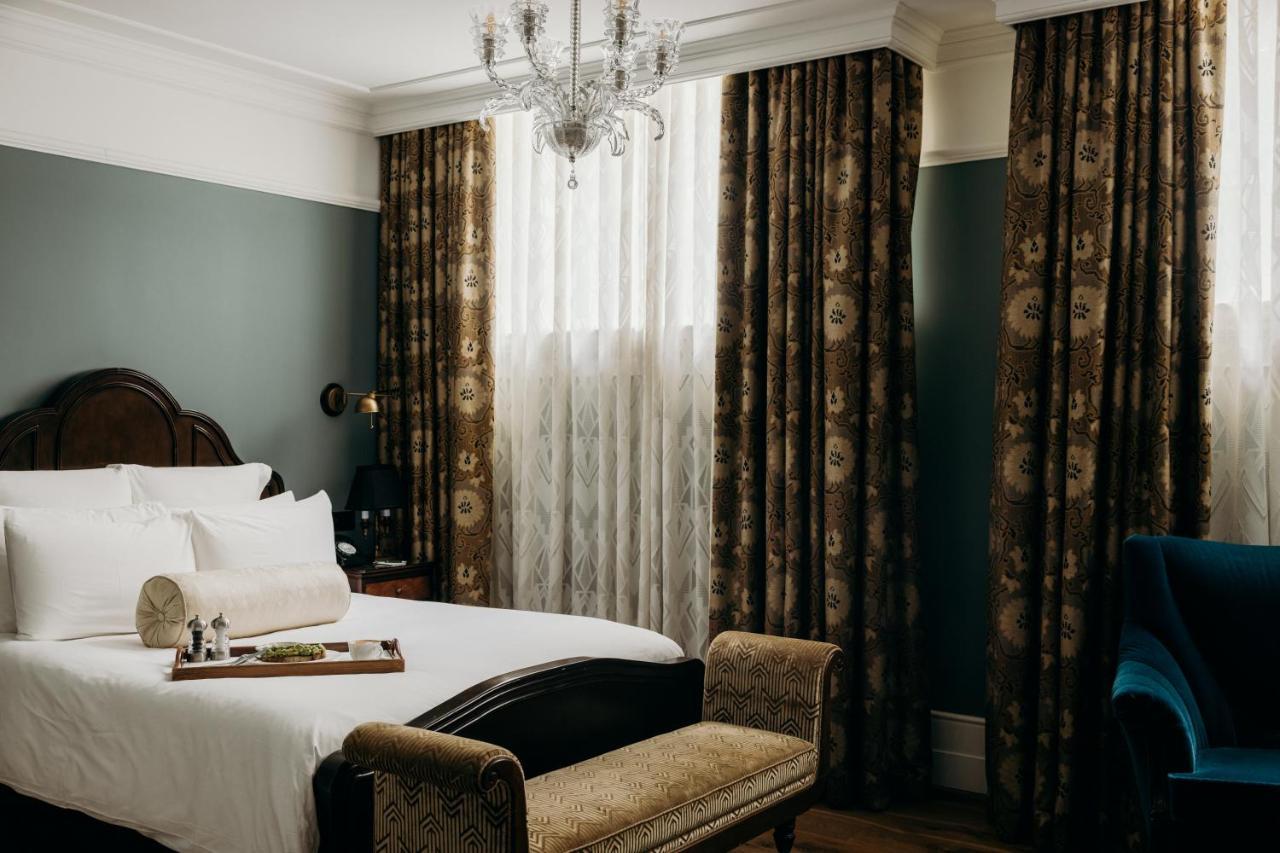 King Room - Medium